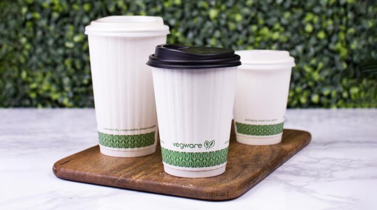 Double wall hot cups